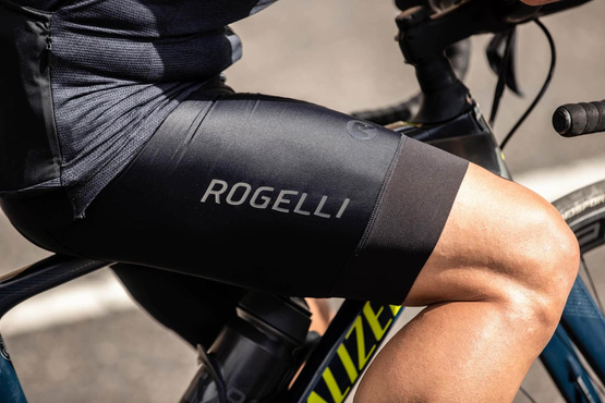 Spodenki kolarskie Rogelli Essential z wkładką żelową i szelkami czarne rozmiar M