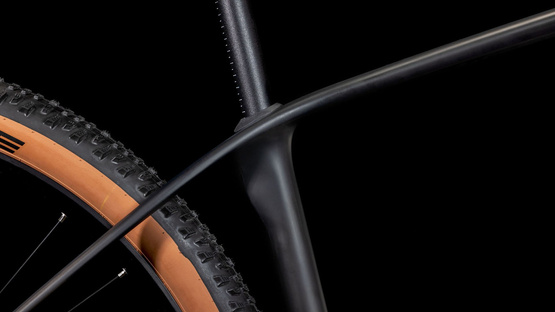 Cube Reaction C:62 Pro blackline 29" L(18") rower