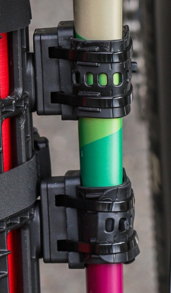 Uchwyt mocowanie Gizmo plasikowe czarne,