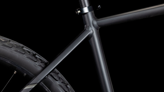 Cube Nature ONE black´n´black 28" 58 cm rower