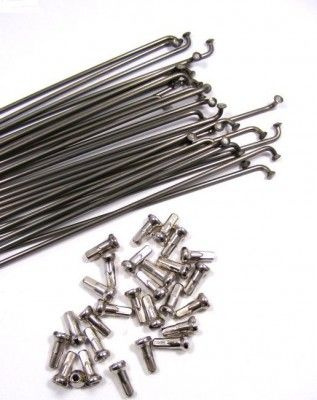 Szprycha 233mm pakowane po 100 sztuk + nypel