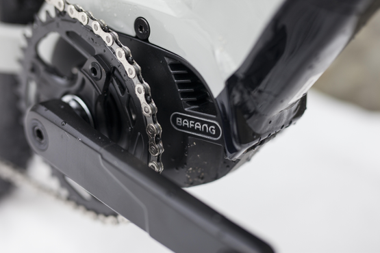 Romet e-Mustang 1.0 M(18") 540Wh 29" szaro-czarny rower elektryczny