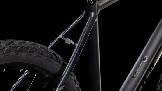 Cube Nature ONE black´n´black 28" 58 cm rower