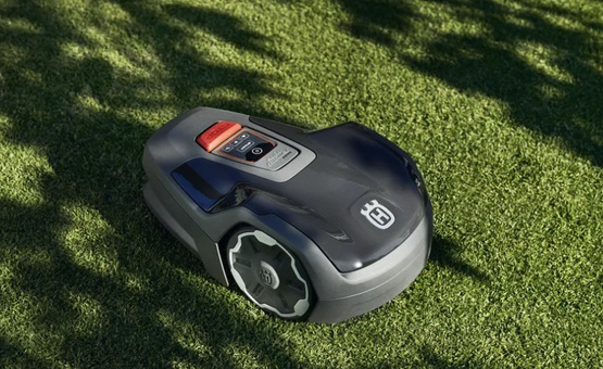 Robot koszący automower Husqvarna Aspire™ R4 do 400m2