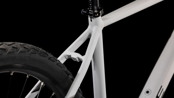 Cube Nature Pro cotton´n´black 28" 54 cm rower